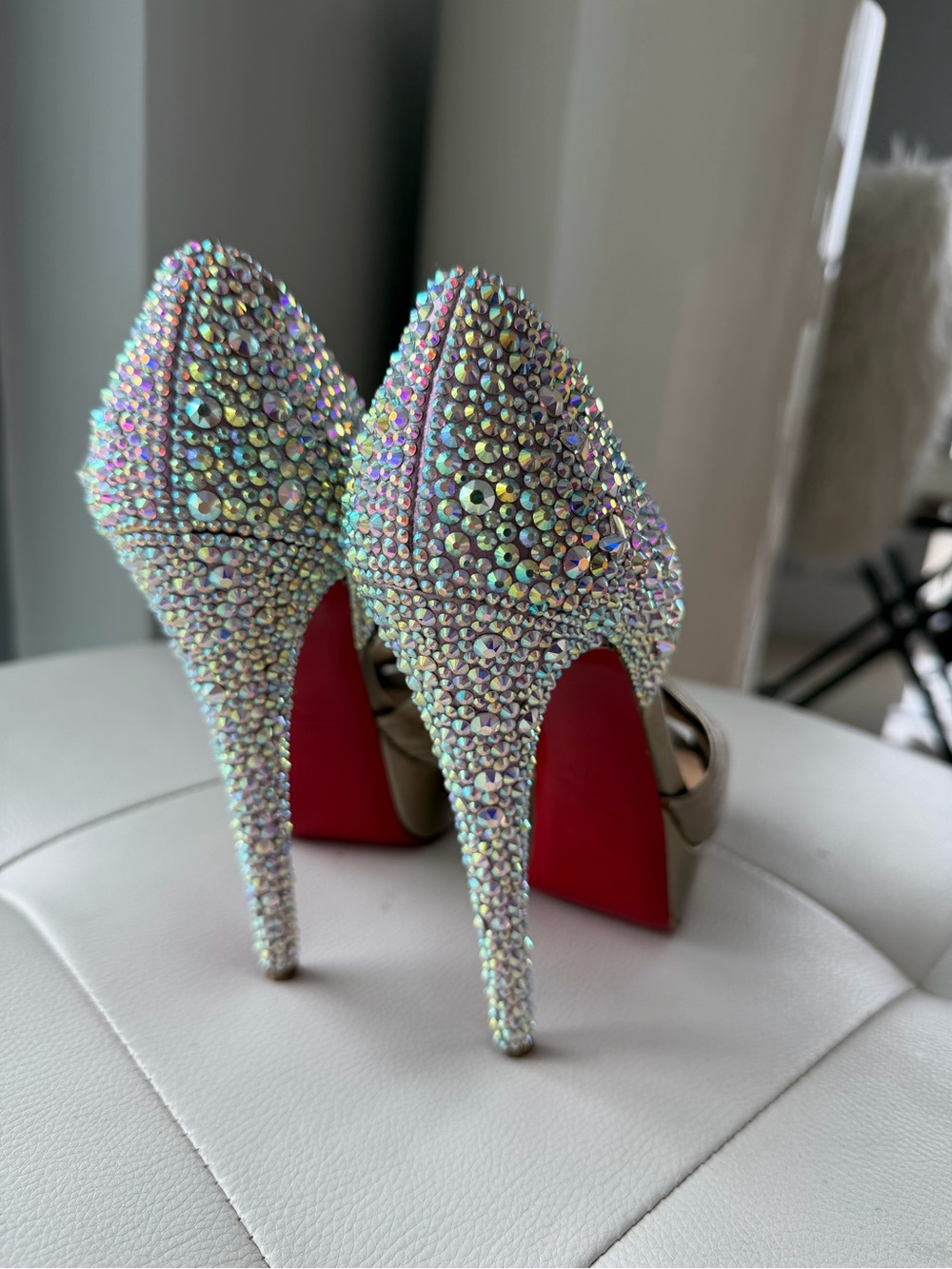 Christian Louboutin Crystal
STRASS Volpi 150 D'Orsay metallic platform pump 37.5 - Picture 3 of 5